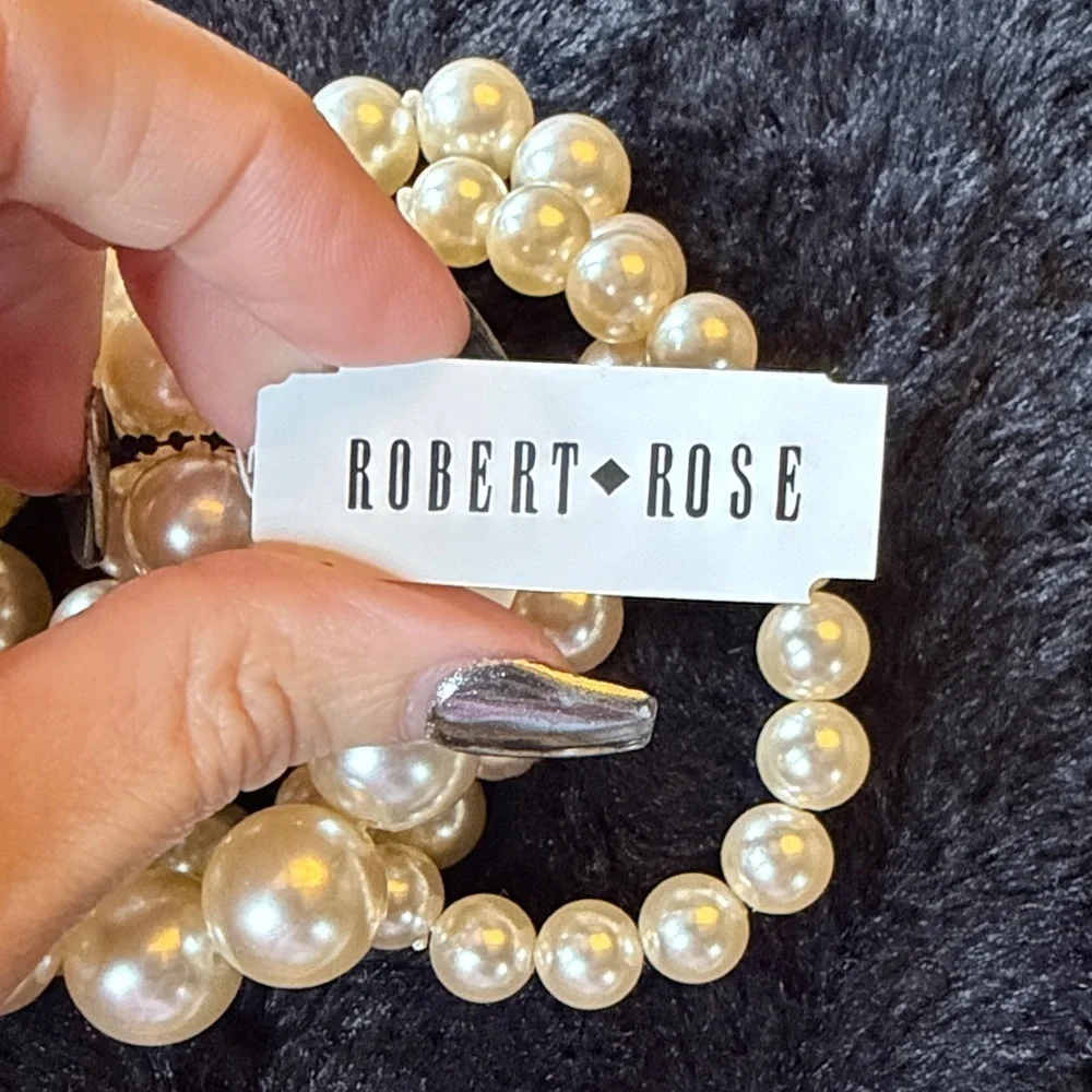 Robert Rose enhance your